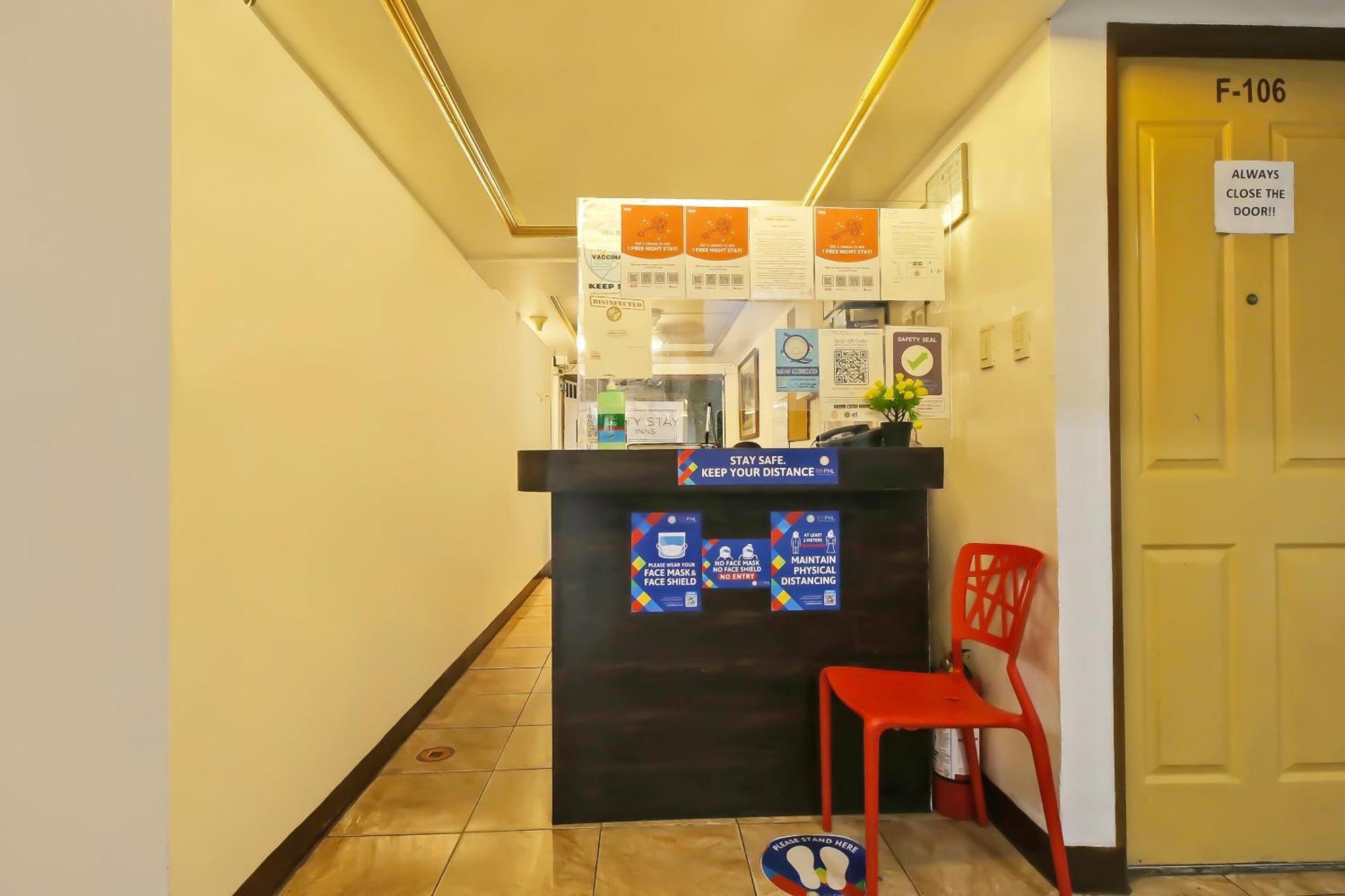 Oyo 882 City Stay Inns Makati City Hall Mandaluyong Buitenkant foto