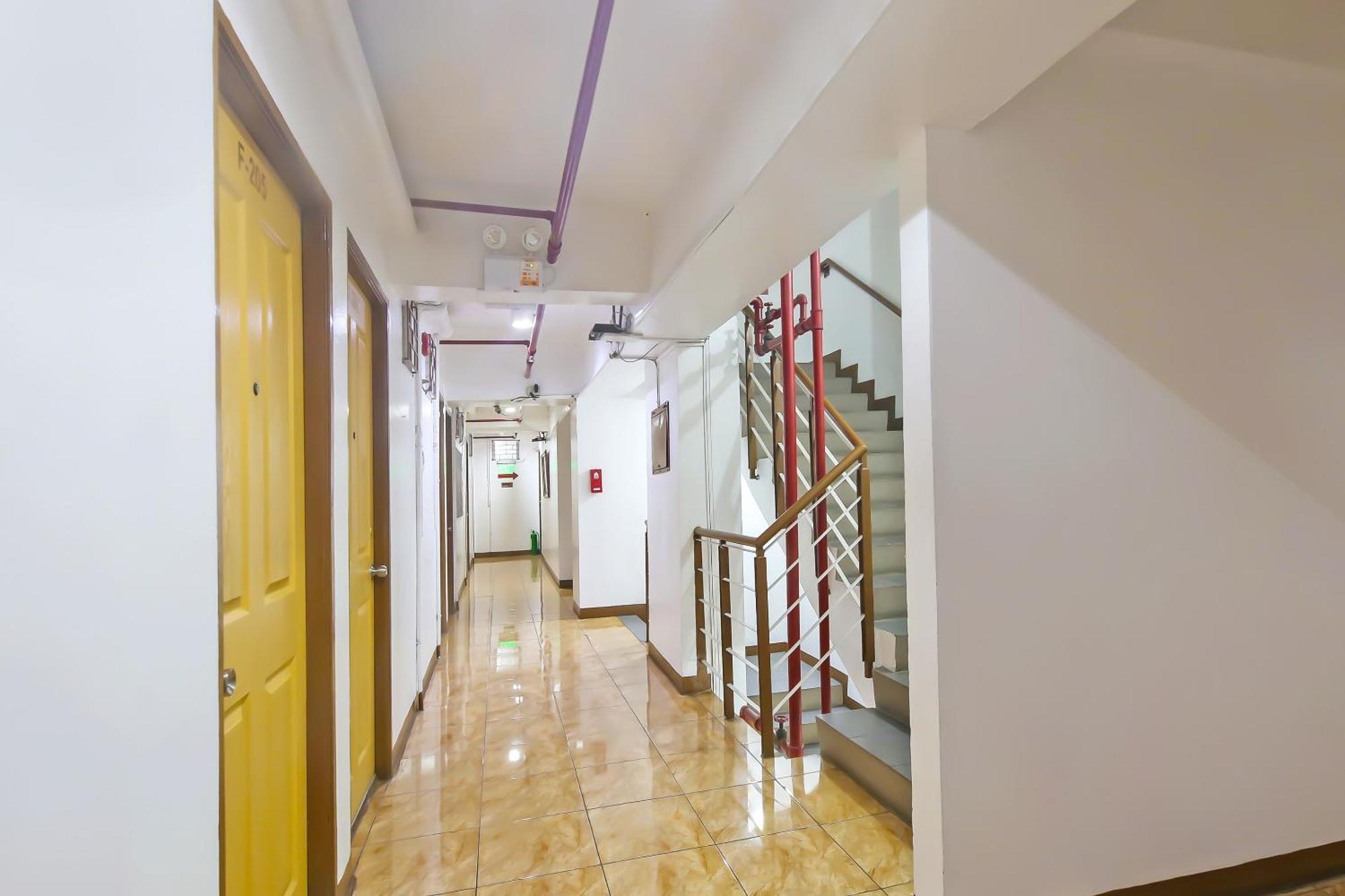 Oyo 882 City Stay Inns Makati City Hall Mandaluyong Buitenkant foto