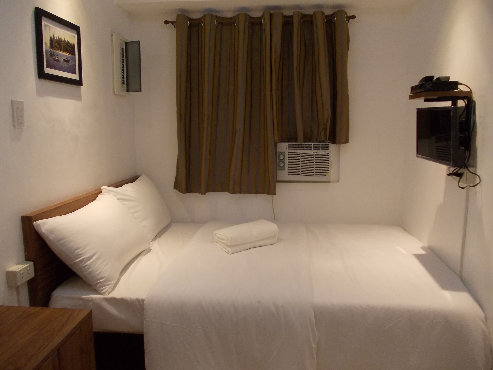 Oyo 882 City Stay Inns Makati City Hall Mandaluyong Buitenkant foto